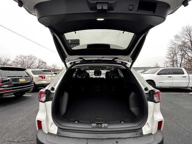 Certified 2022 Ford Escape SEL image 42