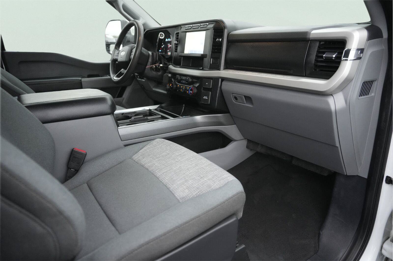 Certified 2023 Ford F350 XLT w/ 360-Degree Camera Package AWD/4WD image 17