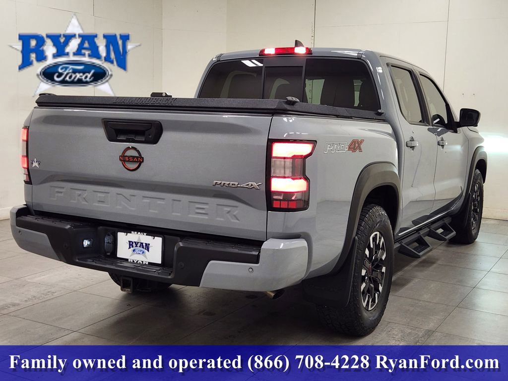 Used 2022 Nissan Frontier PRO-4X image 3