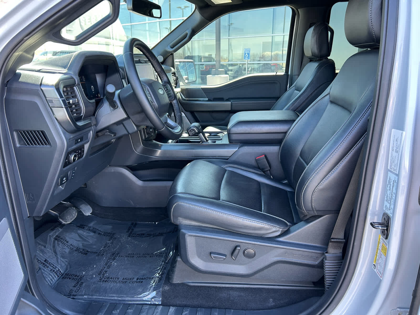 Certified 2025 Ford F150 Lariat image 25