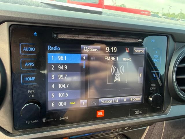 Used 2019 Toyota Tacoma TRD Off-Road AWD/4WD image 14
