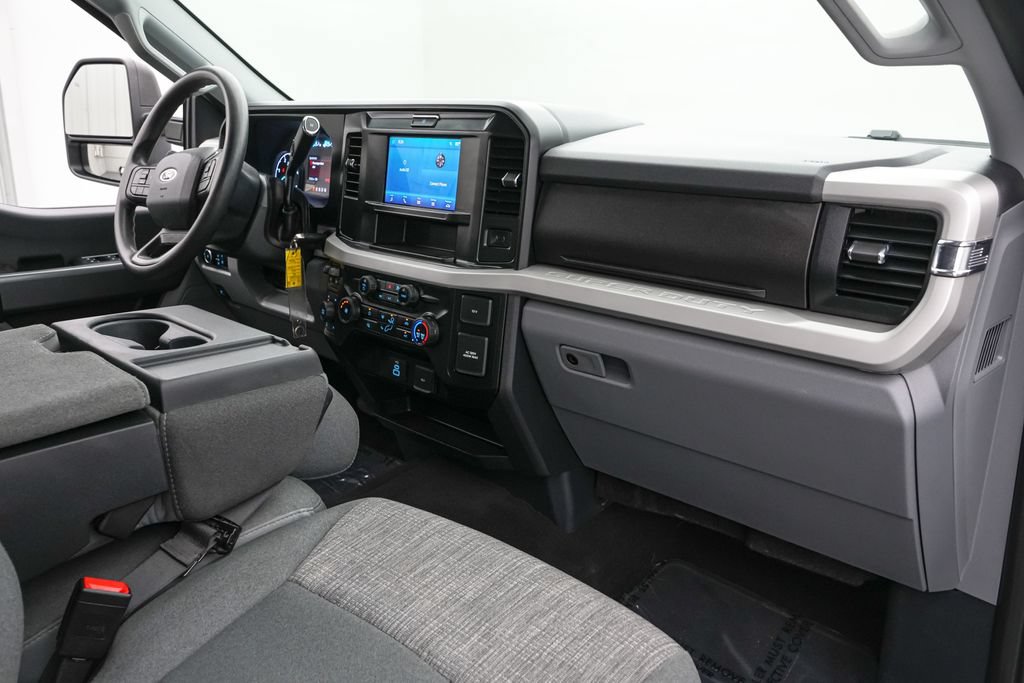 Certified 2026 Ford F250 XLT AWD/4WD image 21