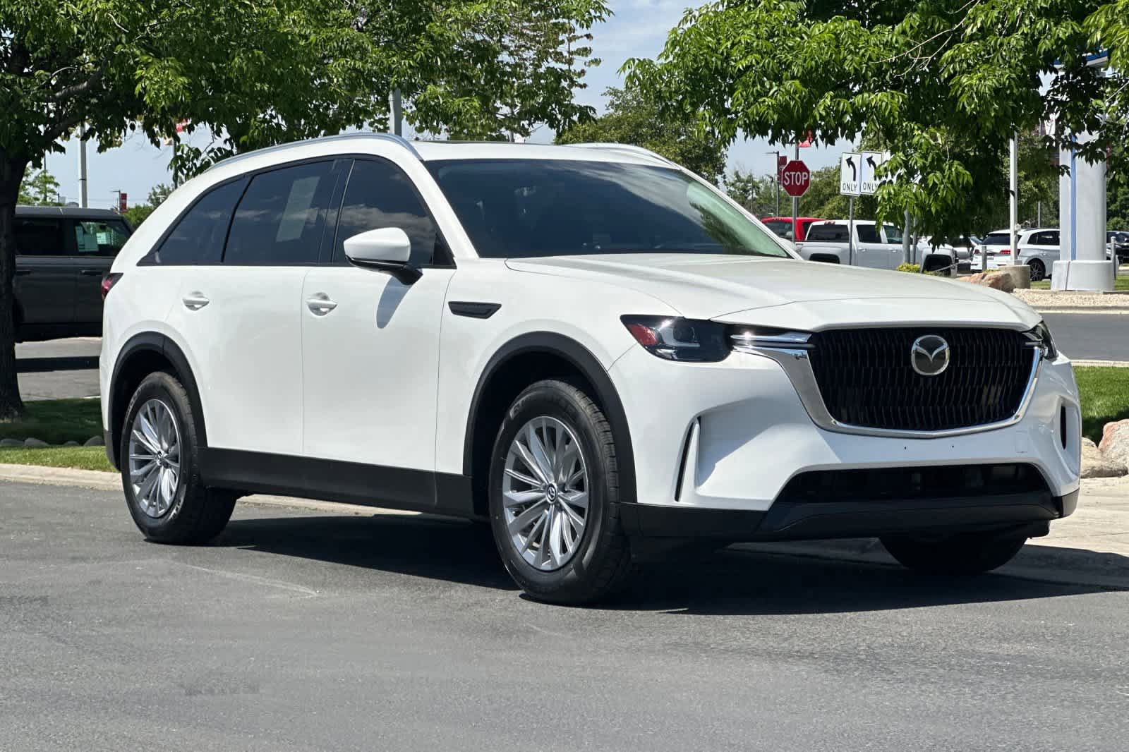 Used 2024 MAZDA CX-90 3.3 Turbo w/ Preferred Plus AWD/4WD image 9