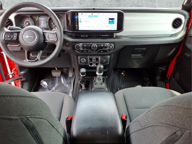 Used 2024 Jeep Wrangler Unlimited Sport AWD/4WD image 14