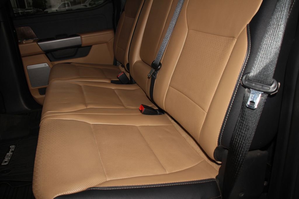 Certified 2022 Ford F150 Lariat w/ Equipment Group 502A High image 21