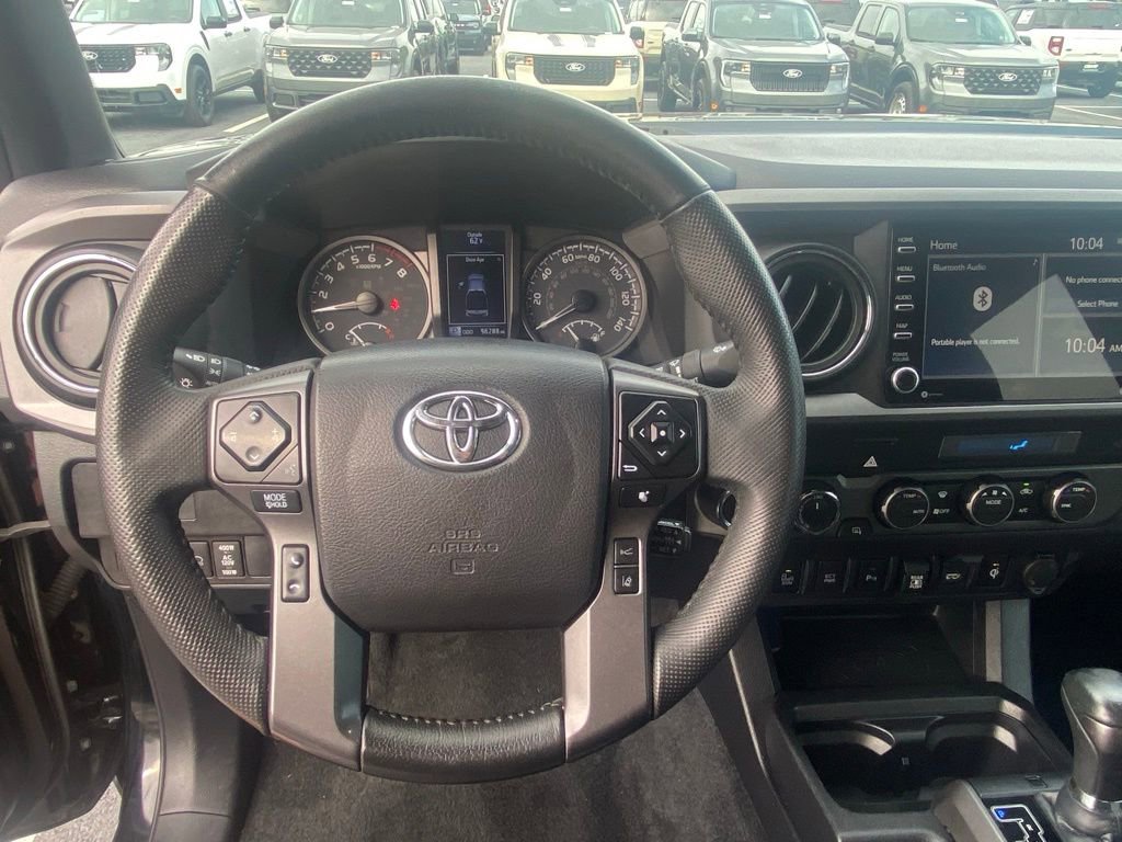 Used 2022 Toyota Tacoma TRD Off-Road w/ Technology Package image 13