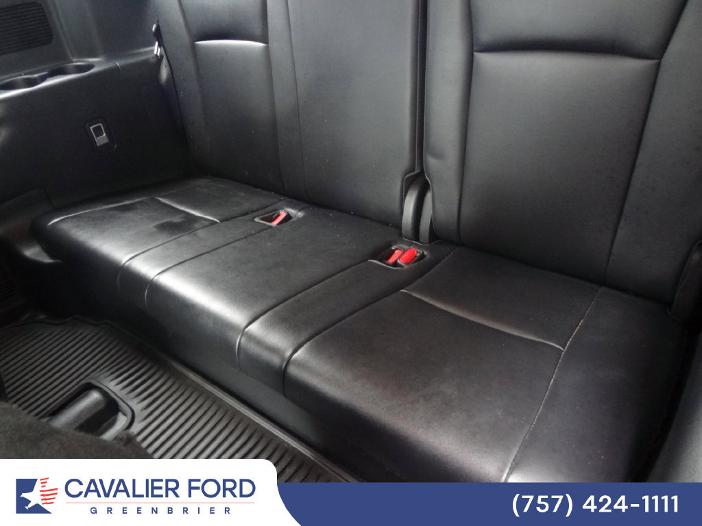 Used 2023 Toyota Highlander XLE FWD image 10