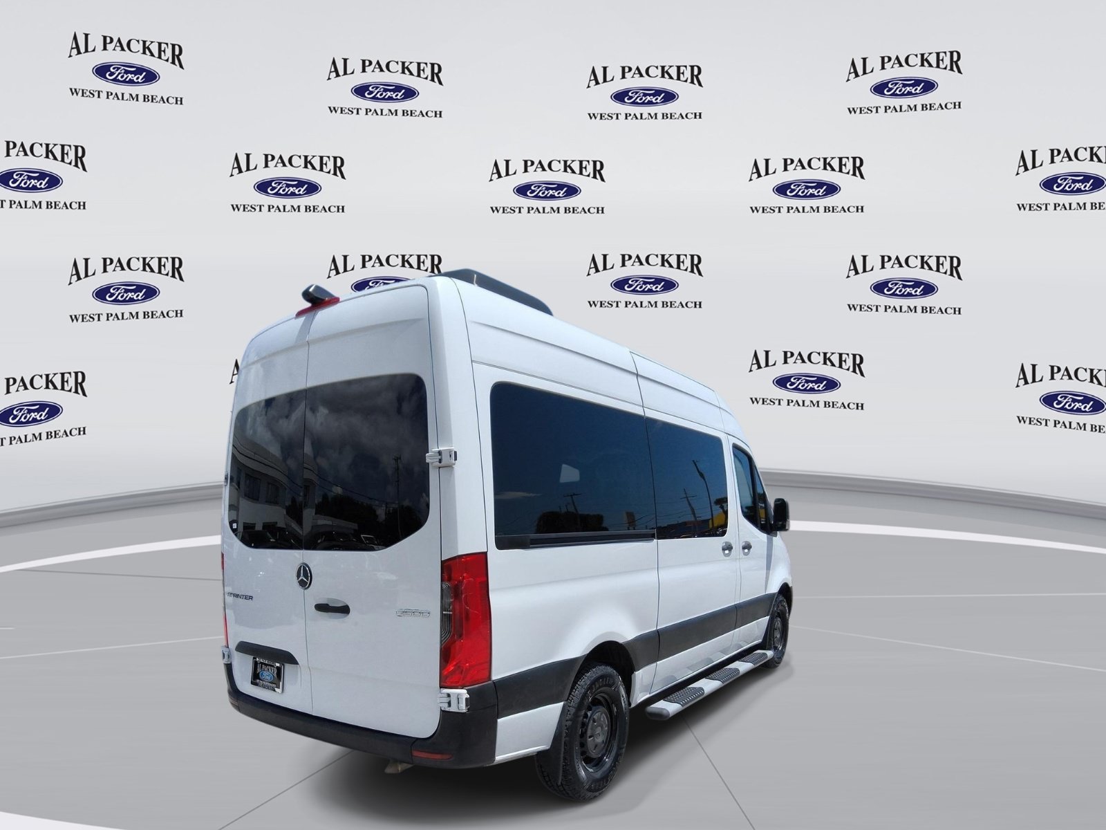 Used 2019 Mercedes-Benz Sprinter 2500 image 5