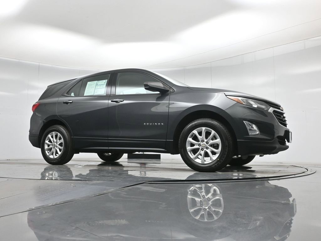 Used 2019 Chevrolet Equinox LS AWD/4WD image 44