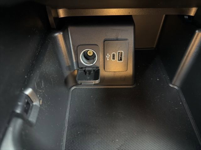 Certified 2025 Ford Explorer ST image 35