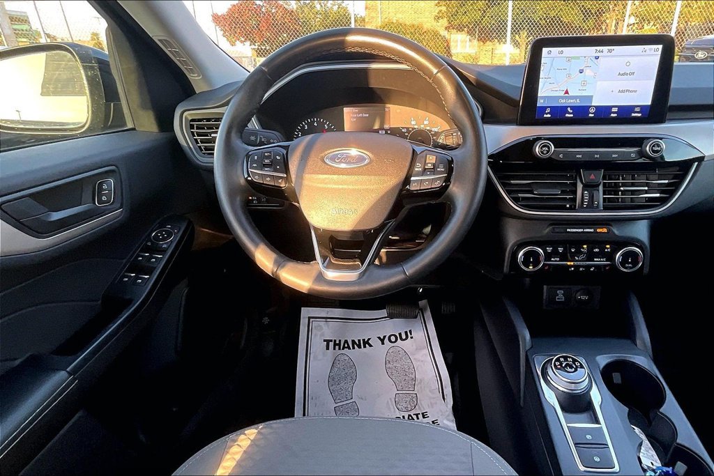 Certified 2022 Ford Escape SE w/ SE Sport Appearance Package AWD/4WD image 4