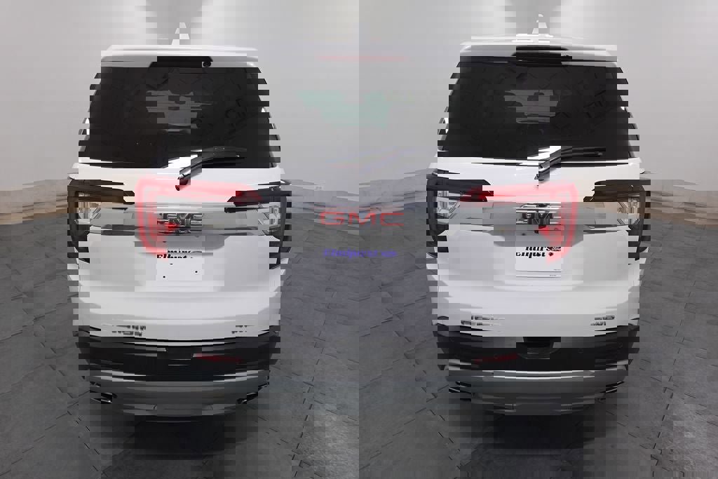 Used 2023 GMC Acadia SLE image 4