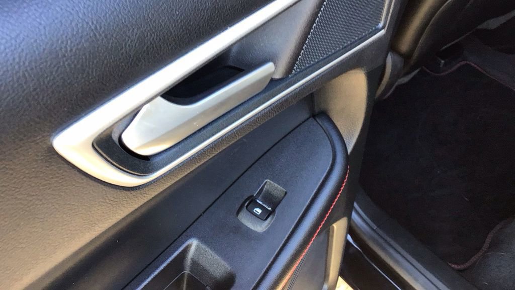 Certified 2024 Ford Edge ST-Line image 13