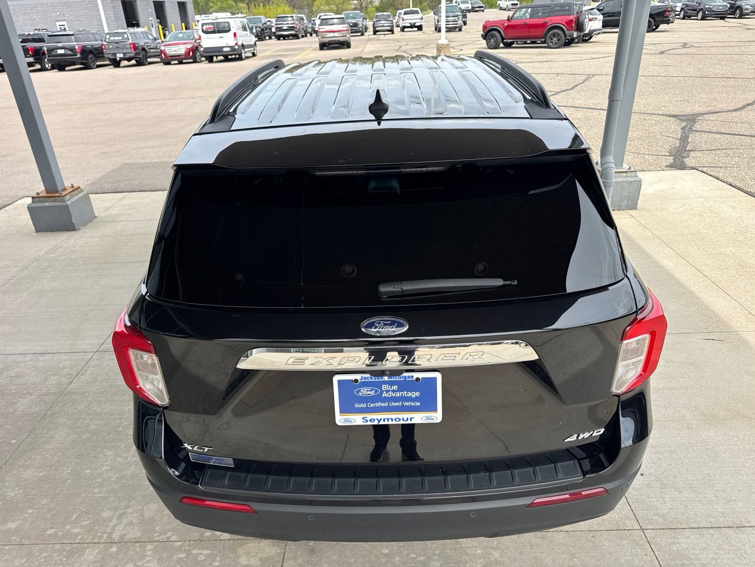 Certified 2023 Ford Explorer XLT AWD/4WD image 8