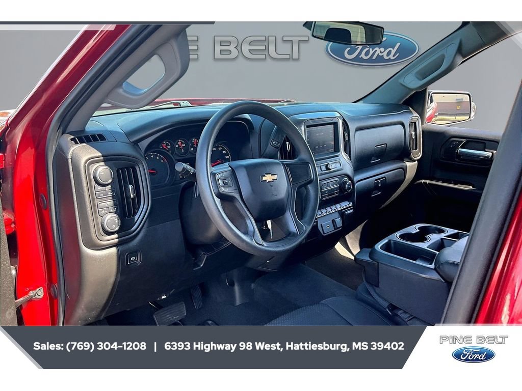 Used 2020 Chevrolet Silverado 1500 Custom w/ Custom Value Package AWD/4WD image 13