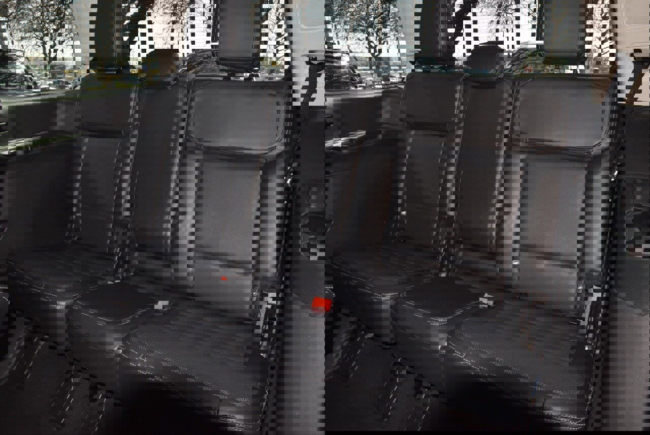 Certified 2025 Ford Expedition Platinum image 16