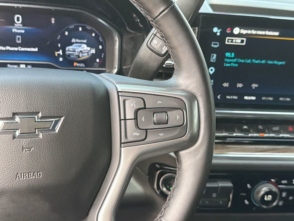 Used 2025 Chevrolet Silverado 1500 RST AWD/4WD image 23