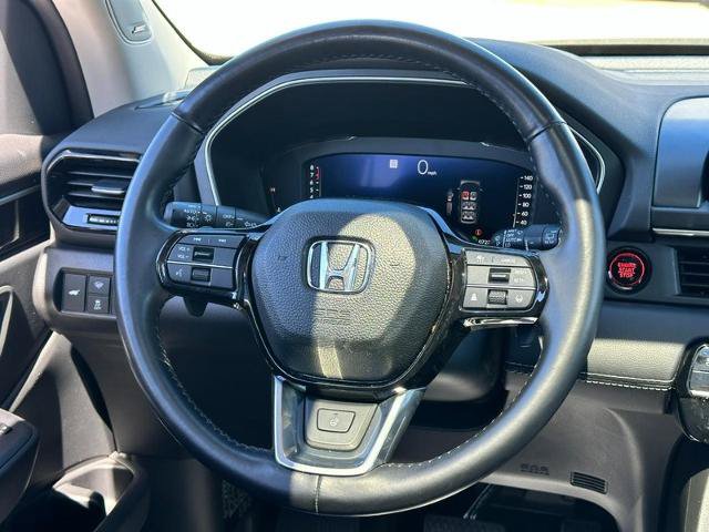 Used 2023 Honda Pilot Elite image 15