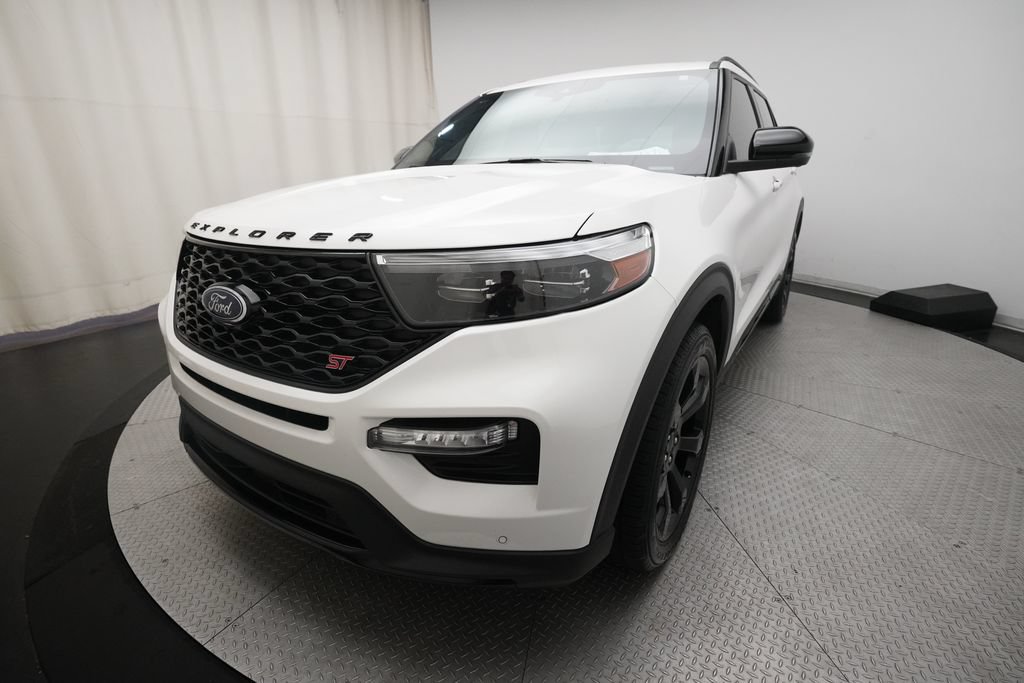Certified 2023 Ford Explorer ST w/ Equipment Group 401A AWD/4WD image 12
