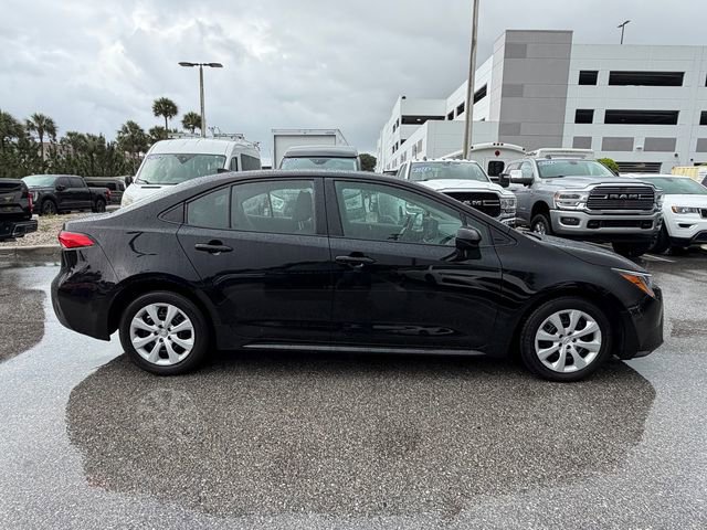 Used 2024 Toyota Corolla LE FWD image 8