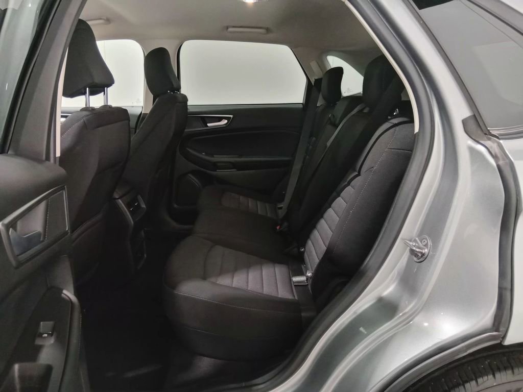 Certified 2024 Ford Edge SE w/ Black Appearance Package AWD/4WD image 14