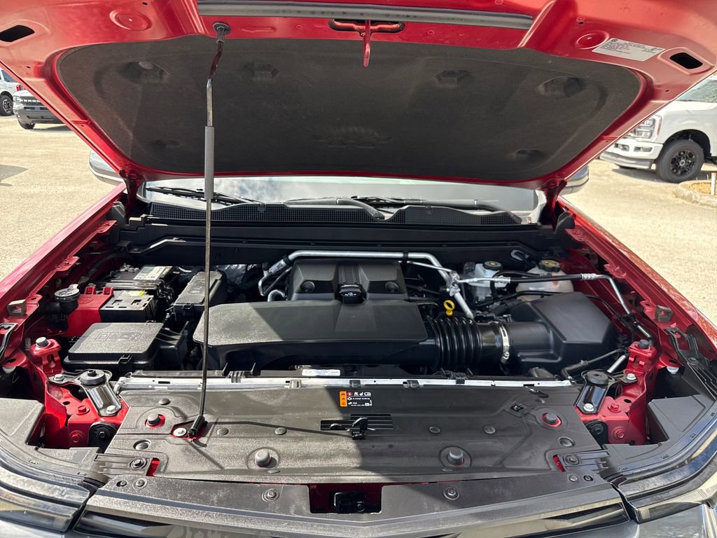 Used 2023 Chevrolet Colorado LT w/ LT Convenience Package II image 28