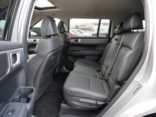 Used 2024 Hyundai Santa Fe XRT image 16