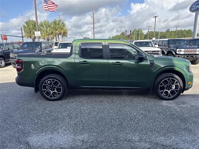 Certified 2025 Ford Maverick Lariat w/ 4K Tow Package AWD/4WD image 15