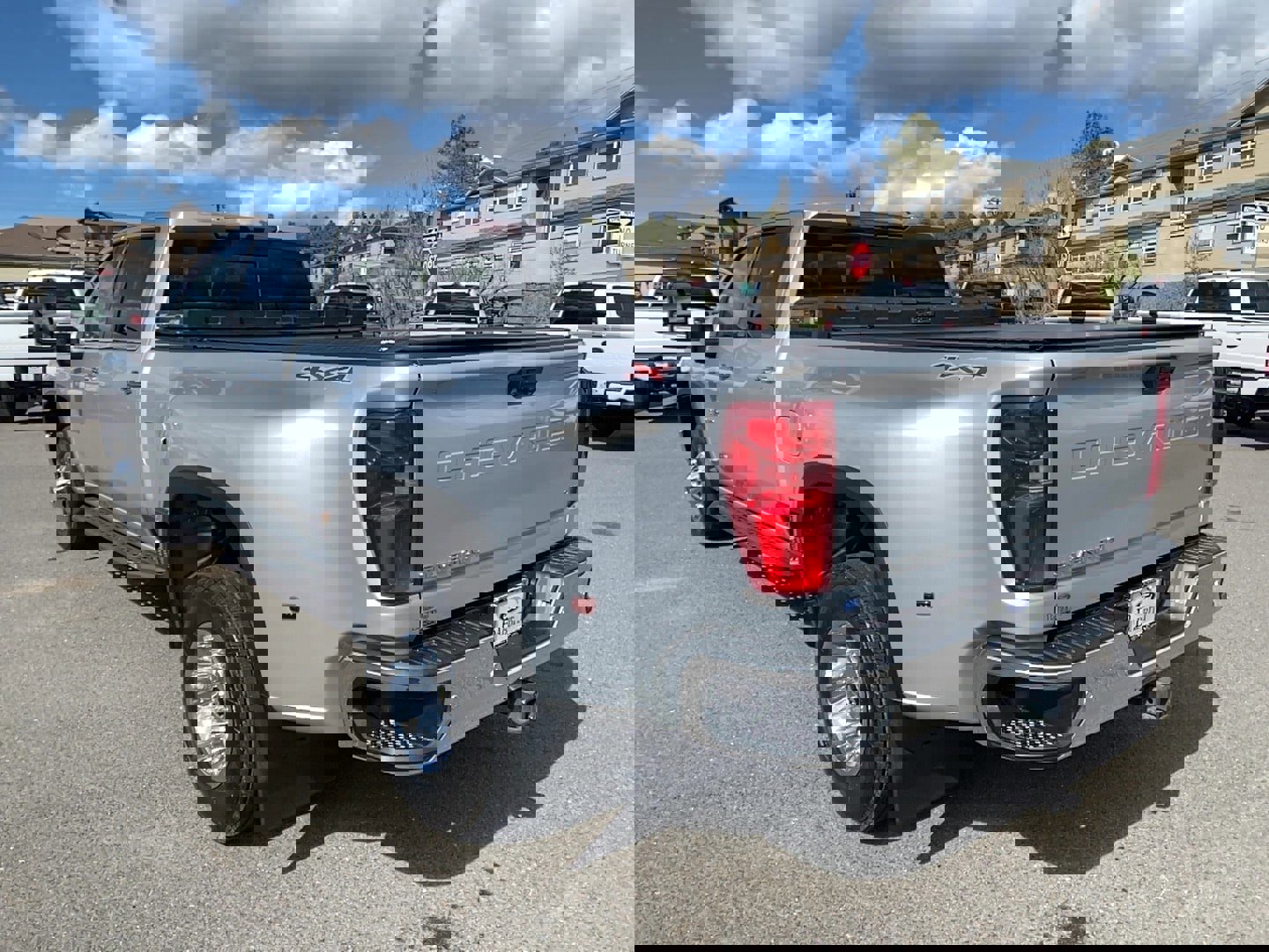 Used 2022 Chevrolet Silverado 3500 LTZ w/ LTZ Plus Package image 7