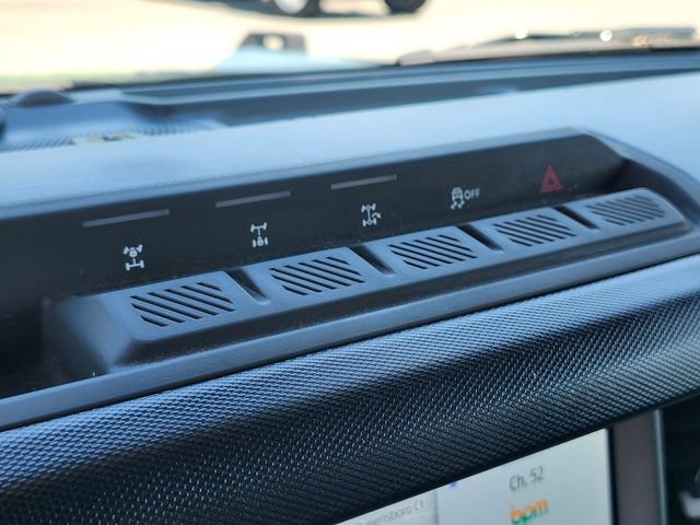 Certified 2021 Ford Bronco Outer Banks w/ Sasquatch Package AWD/4WD image 24