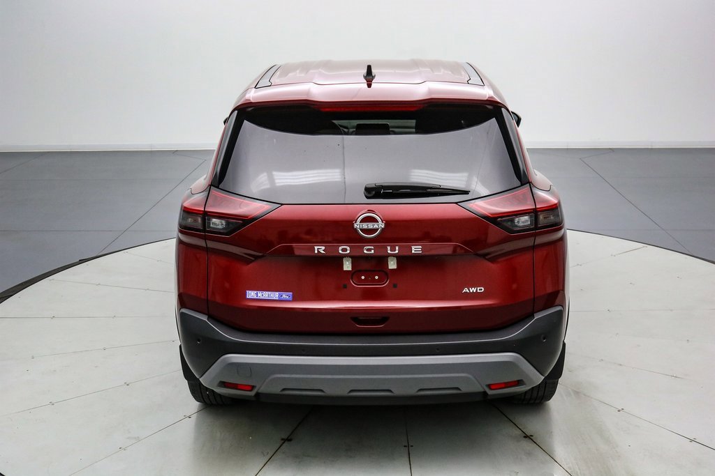 Used 2023 Nissan Rogue S image 4