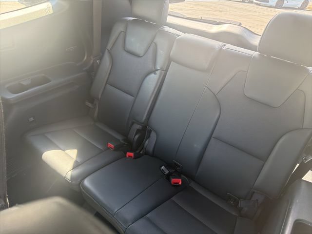 Used 2022 Kia Telluride EX w/ EX Premium Package AWD/4WD image 18