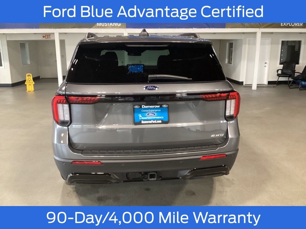 Certified 2025 Ford Explorer ST-Line w/ Premium Package image 5