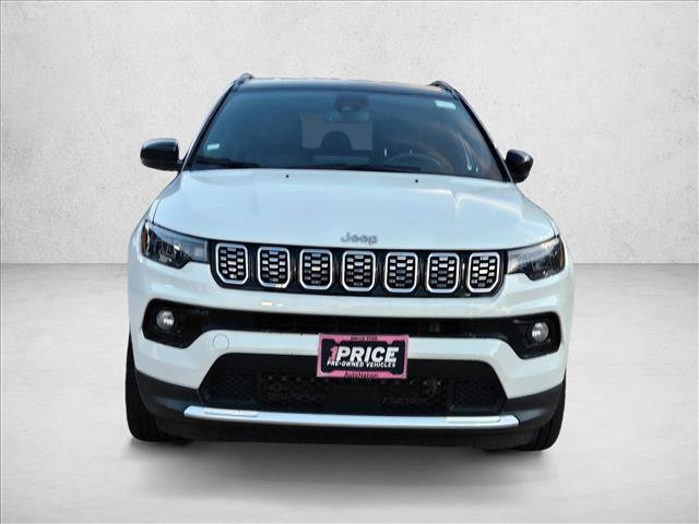 Used 2025 Jeep Compass Limited AWD/4WD image 2
