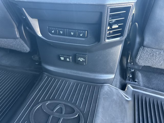 Used 2023 Toyota Tundra Platinum AWD/4WD image 13