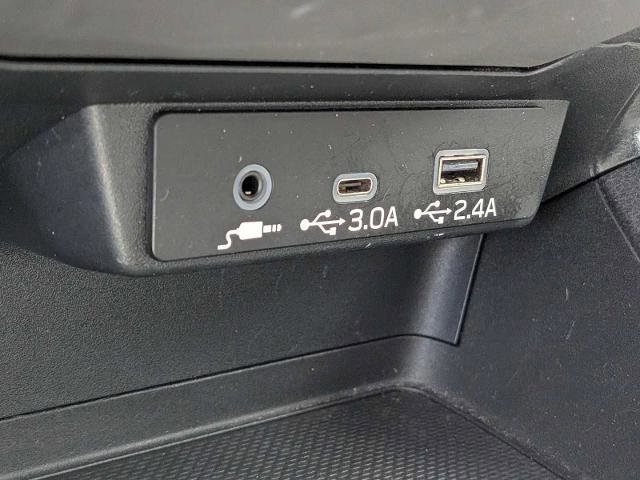 Used 2024 Subaru Crosstrek 2.0i Premium AWD/4WD image 32