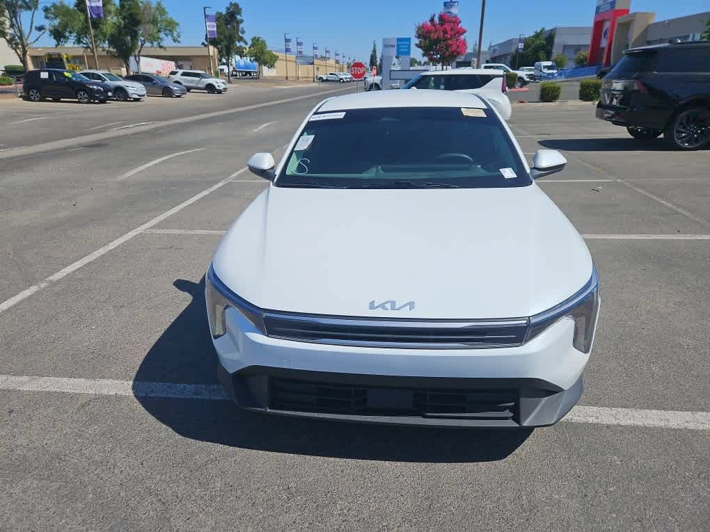 Used 2025 Kia K4 FWD image 4