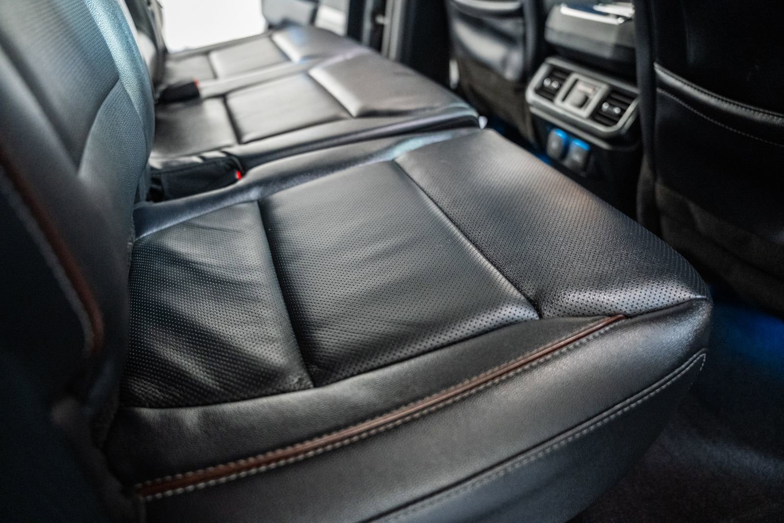 Certified 2023 Ford F150 Lariat w/ Equipment Group 502A High image 41