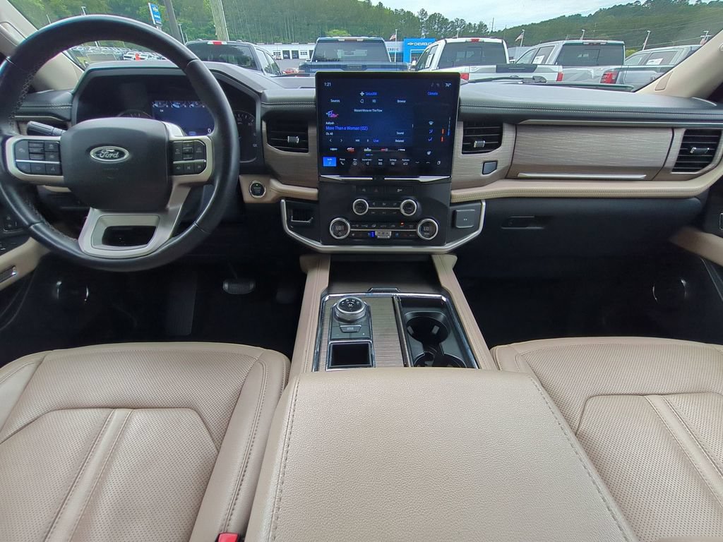 Certified 2024 Ford Expedition Limited RWD image 18