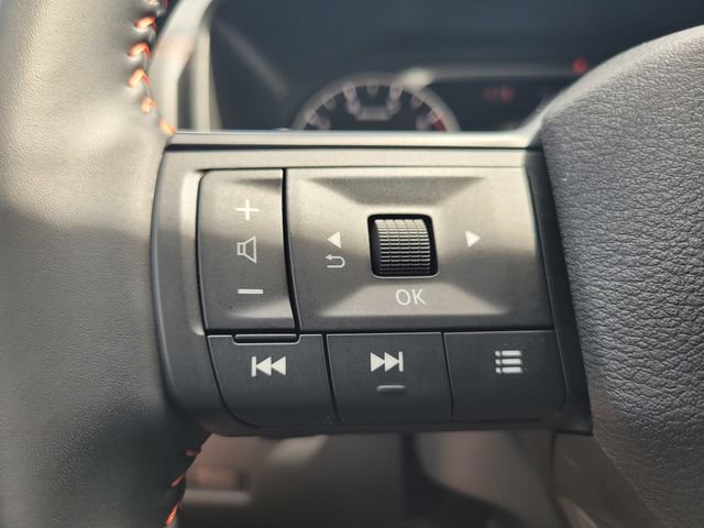 Used 2026 Nissan Rogue SV AWD/4WD image 27