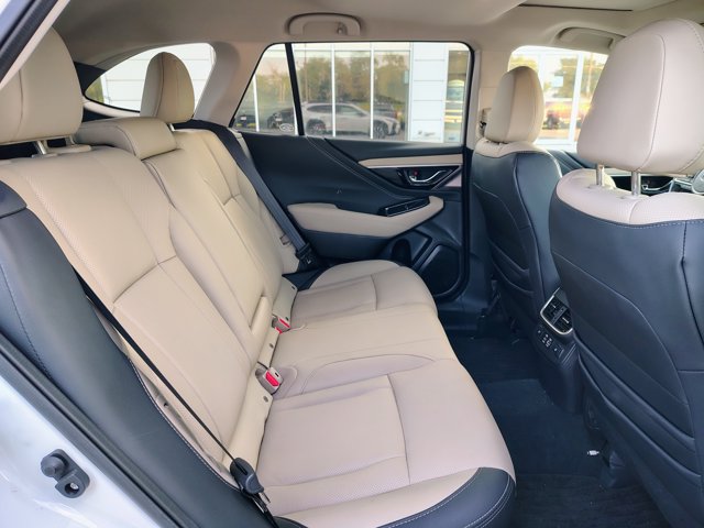 Used 2023 Subaru Outback Limited XT AWD/4WD image 17