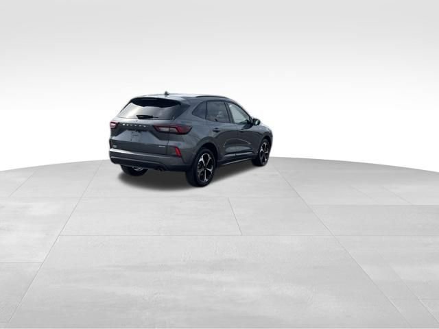 Certified 2023 Ford Escape ST-Line Select w/ Tech Pack #2 image 4