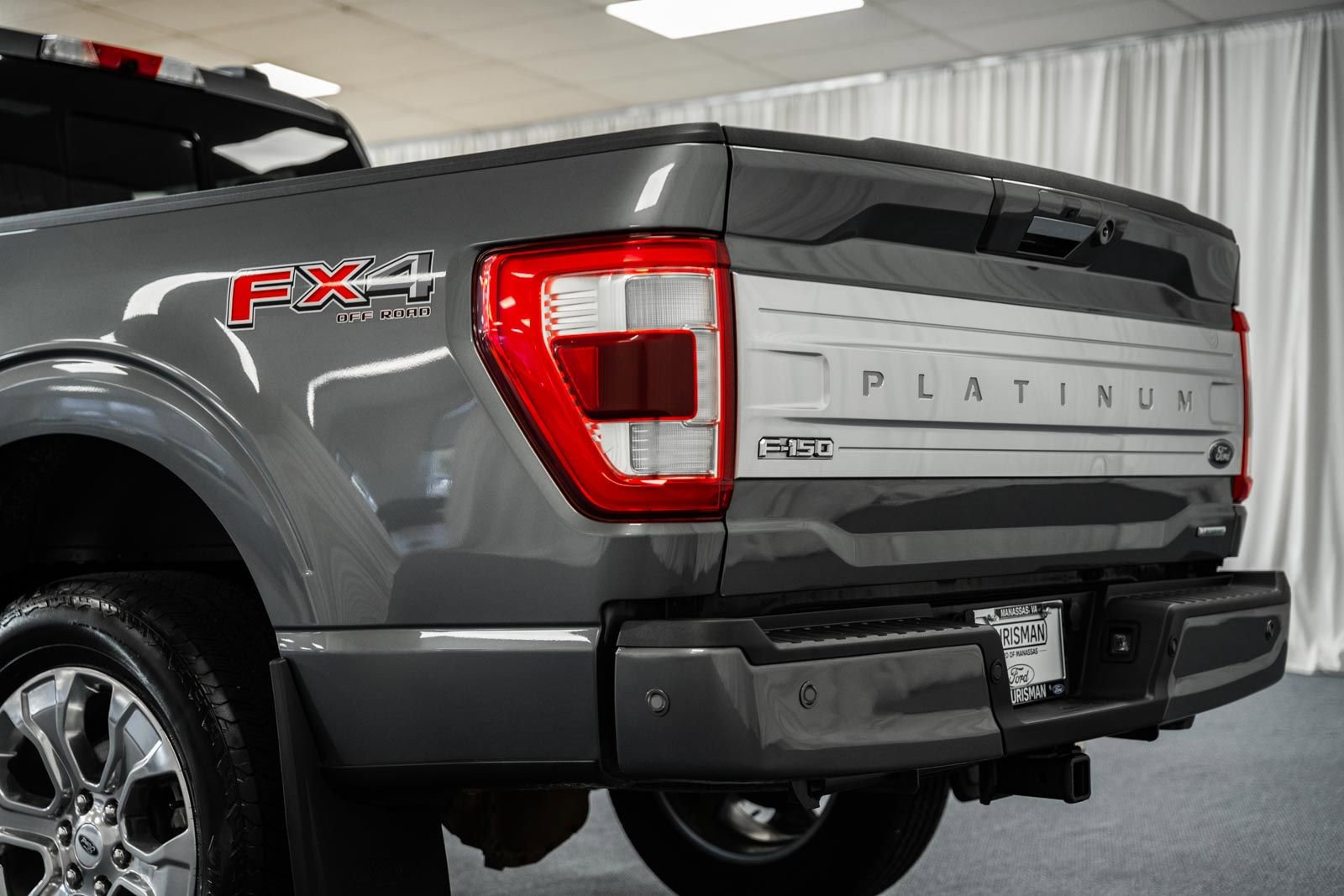 Certified 2022 Ford F150 Platinum w/ FX4 Off-Road Package image 6