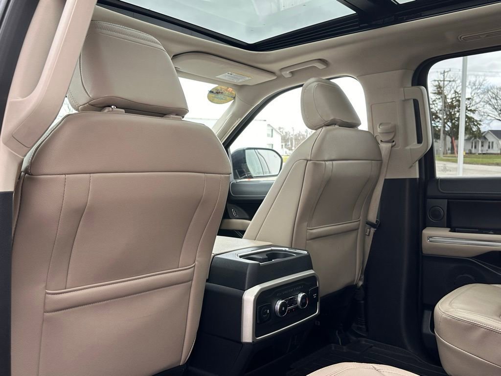 Certified 2023 Ford Expedition Limited image 14