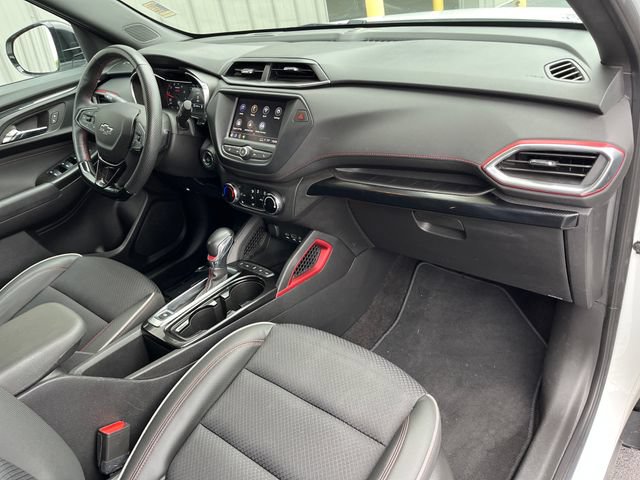 Used 2023 Chevrolet TrailBlazer RS AWD/4WD image 38
