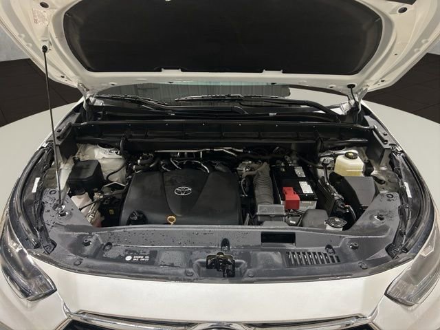 Used 2022 Toyota Highlander Platinum AWD/4WD image 26