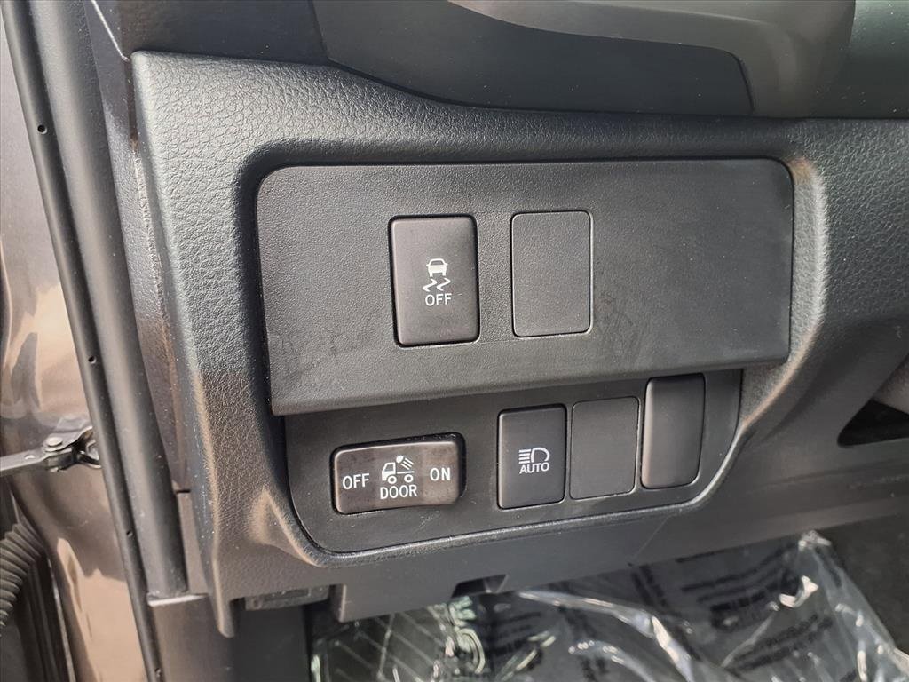 Used 2023 Toyota Tacoma SR5 image 22