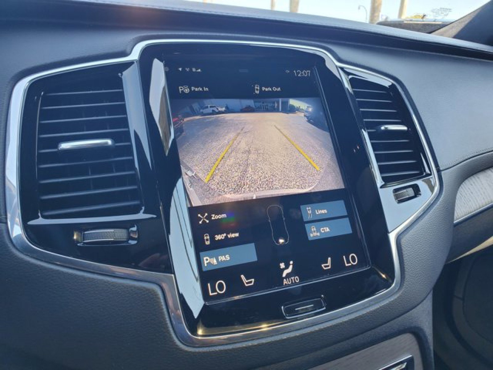 Used 2020 Volvo XC90 T6 Inscription image 23