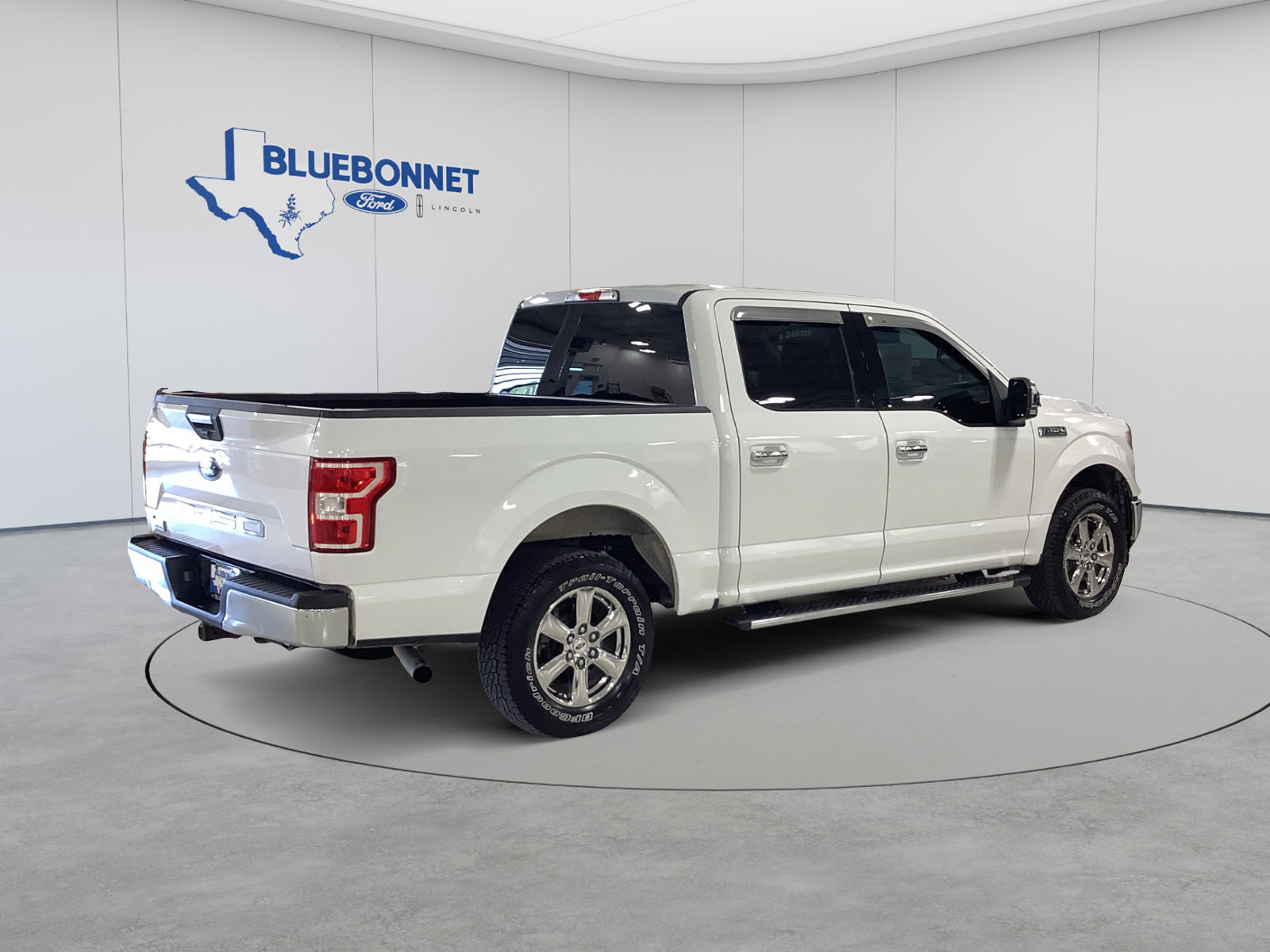 Certified 2018 Ford F150 XLT w/ Equipment Group 301A Mid RWD image 5