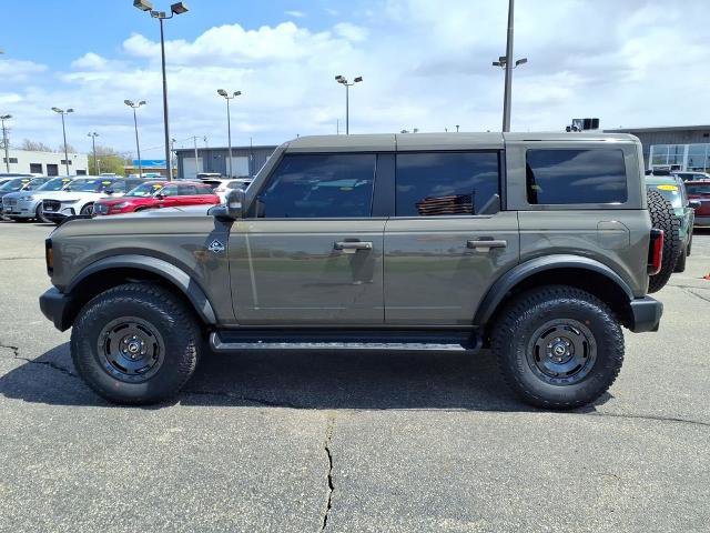 Certified 2025 Ford Bronco Outer Banks w/ Sasquatch Package AWD/4WD image 3